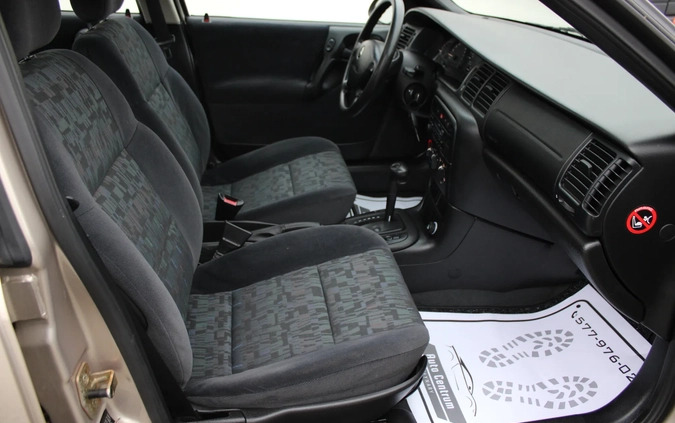 Opel Vectra cena 9900 przebieg: 80000, rok produkcji 1997 z Janowiec Wielkopolski małe 254
